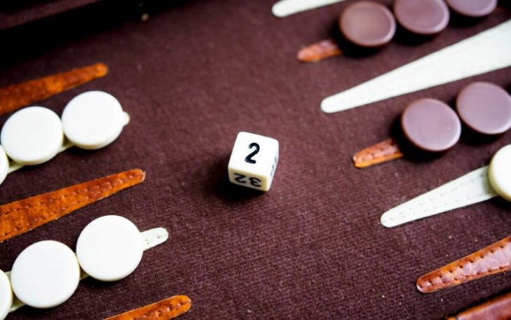 Backgammon Gambling Online